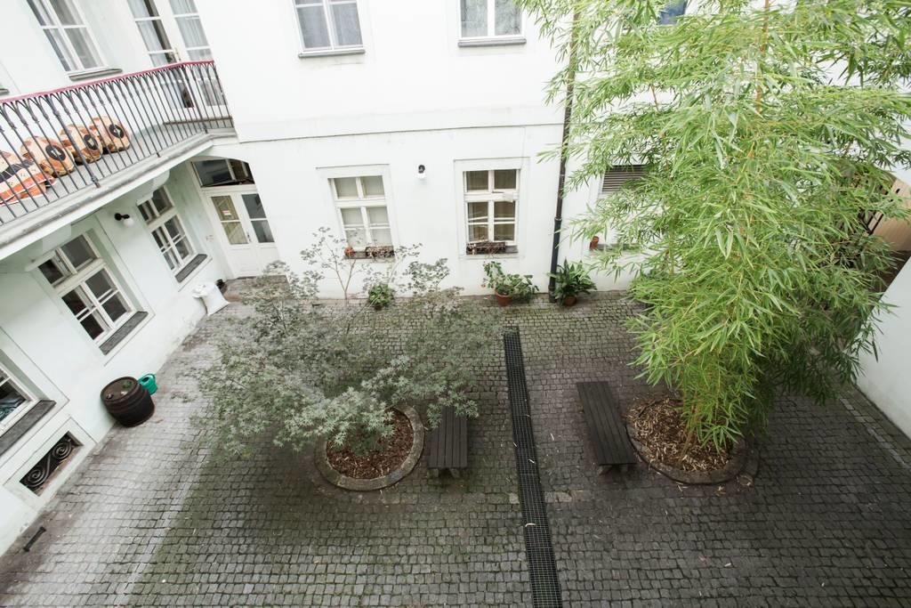 Quiet Apartment With Balcony Charles Bridge Πράγα Εξωτερικό φωτογραφία