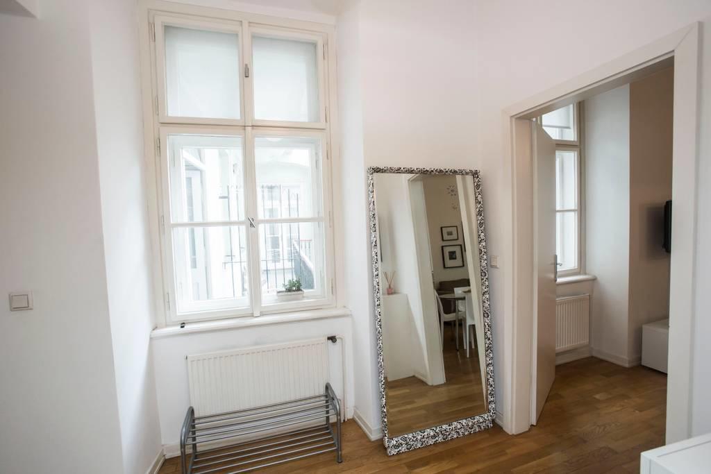 Quiet Apartment With Balcony Charles Bridge Πράγα Εξωτερικό φωτογραφία